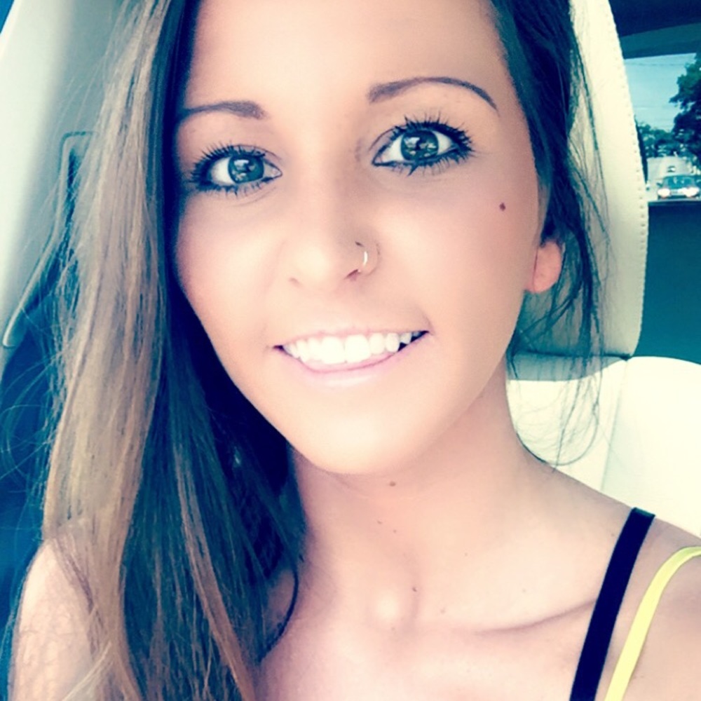 Meet your Posher, Cait